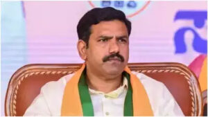 KARNATAKA BJP के मुखिया ध्वजदर्शिता नेता B Y VIJAYENDRA ने राज्य सरकार को 15 लाख रुपये दिए