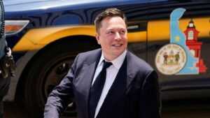 Elon Musk अपनी Charity का उपयोग करके TAX से बचने का प्रयास: व्यापारों की सहायता करना