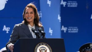 Kamala Harris की नीतियां: United States of America की Presidential उम्मीदवार ने बड़े Tech Company और artificial intelligence पर regulation के मुद्दे पर क्या स्थिति ली है?